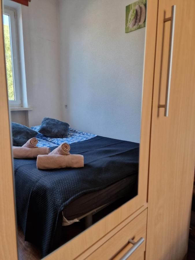 R Mieszkanie Cale Albo Pokoj Bllisko Wszystko Lägenhet Gdańsk Exteriör bild
