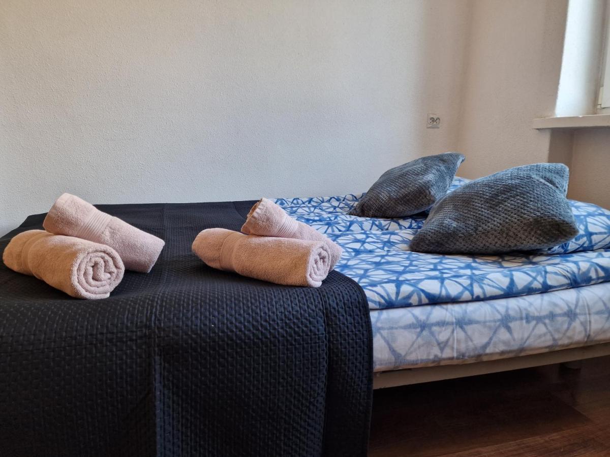 R Mieszkanie Cale Albo Pokoj Bllisko Wszystko Lägenhet Gdańsk Exteriör bild
