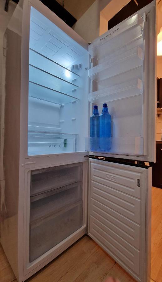 R Mieszkanie Cale Albo Pokoj Bllisko Wszystko Lägenhet Gdańsk Exteriör bild